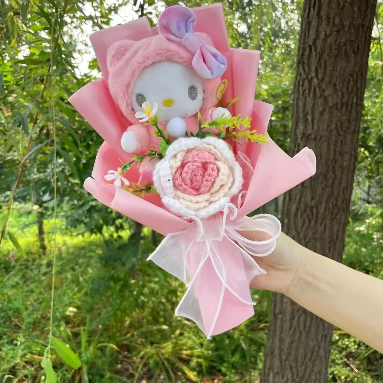 Cartoon Plush Flower Bouquet – Cute Character Valentine Gift