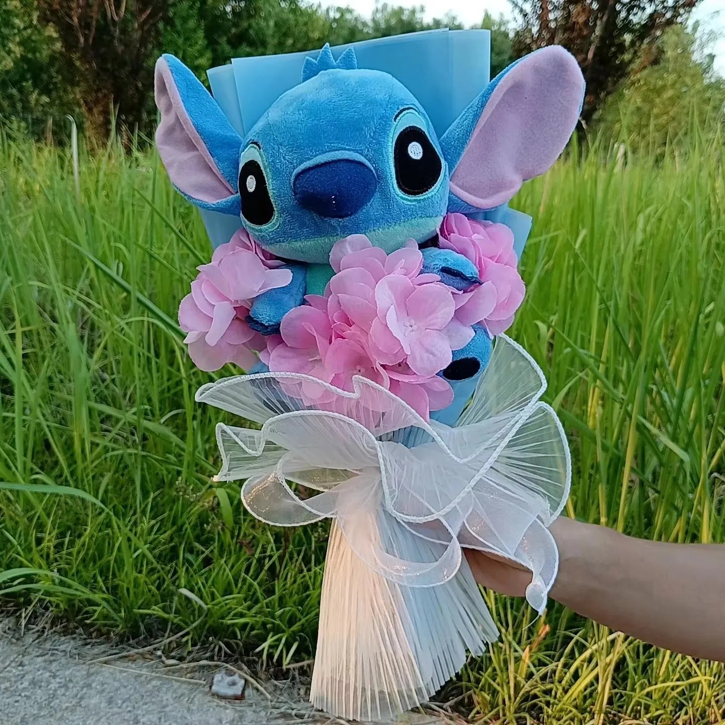 Lilo & Stitch Rose Bouquet Gift