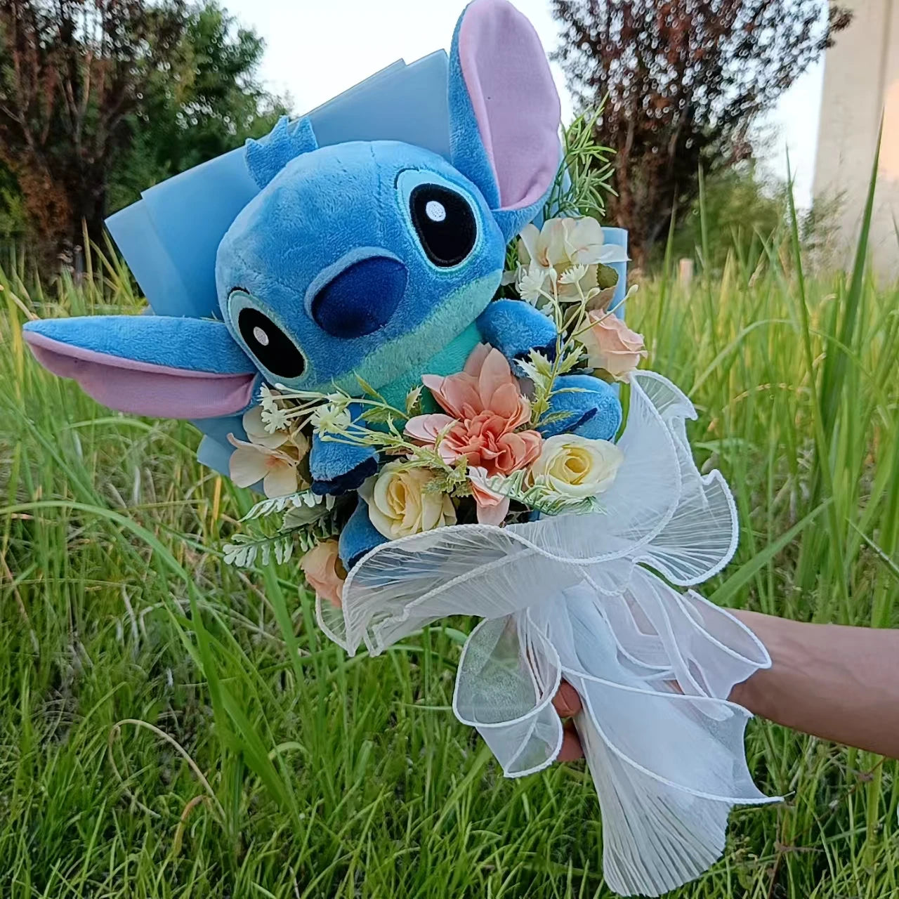 Lilo & Stitch Rose Bouquet Gift