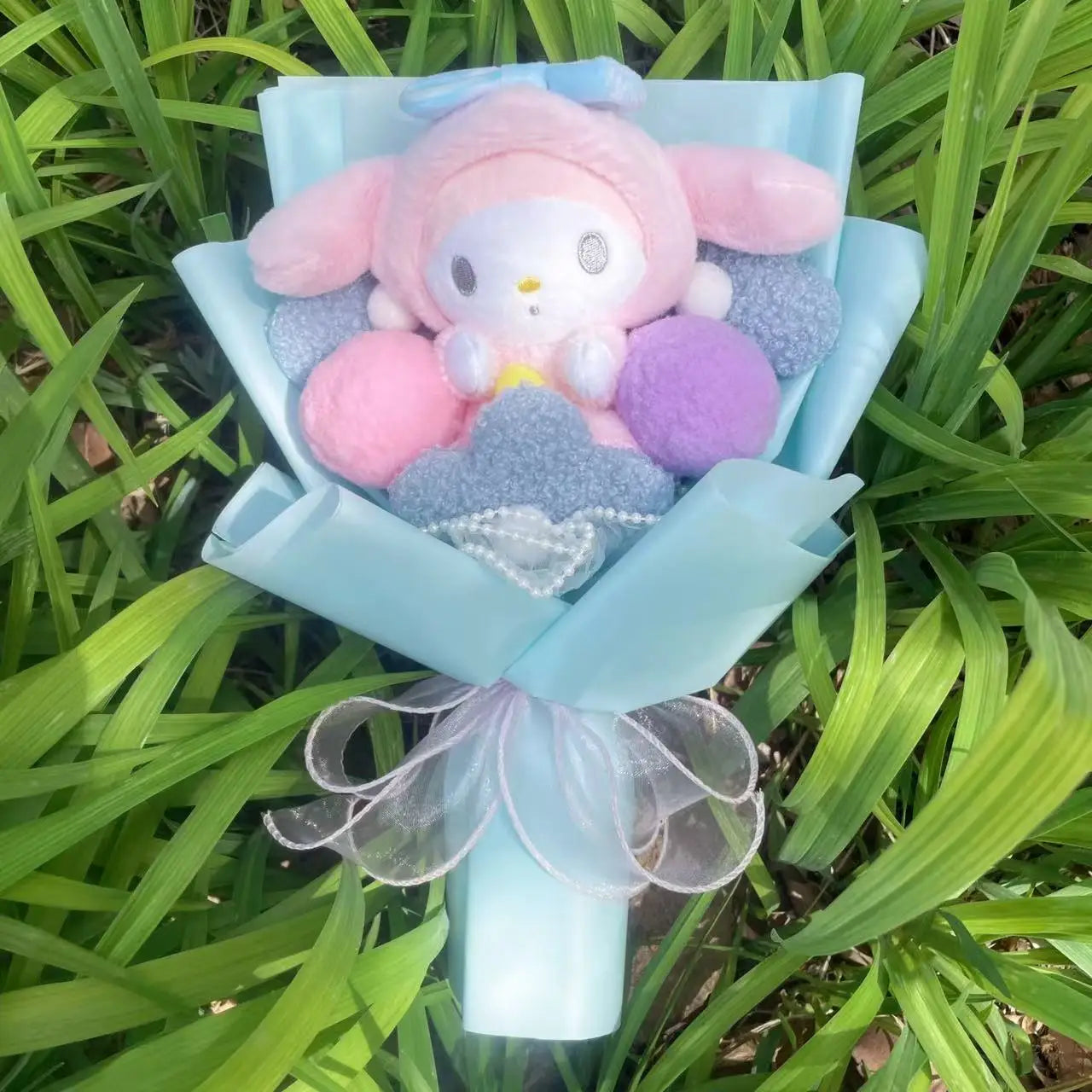 Cartoon Plush Flower Bouquet – Cute Character Valentine Gift