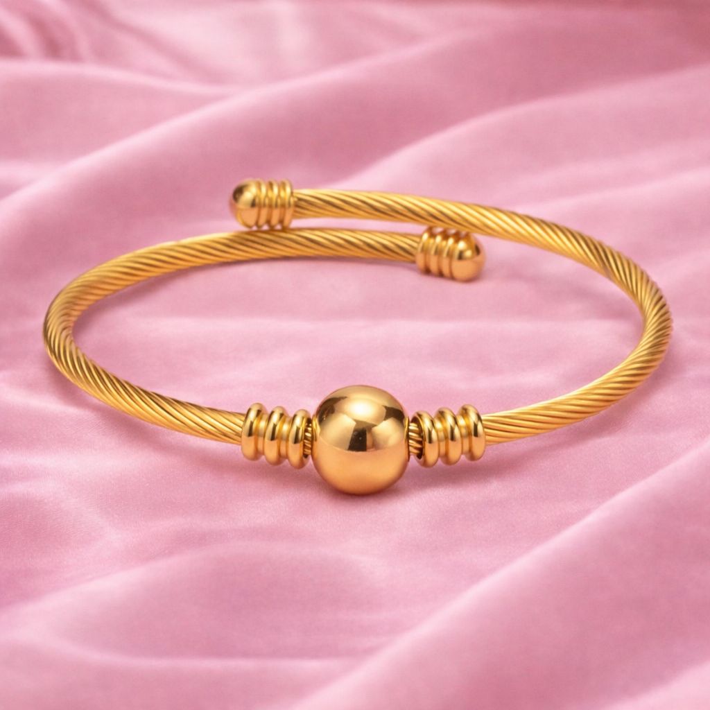 L’Étoile Bracelet Edit